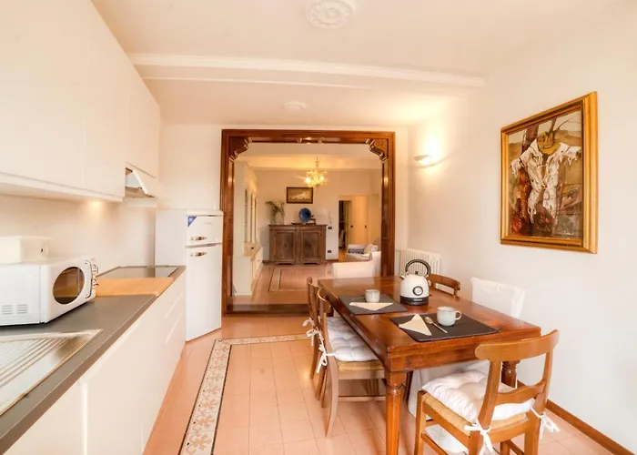 Apartment Dama Charming 100m From Piazza Del Campo Siena
